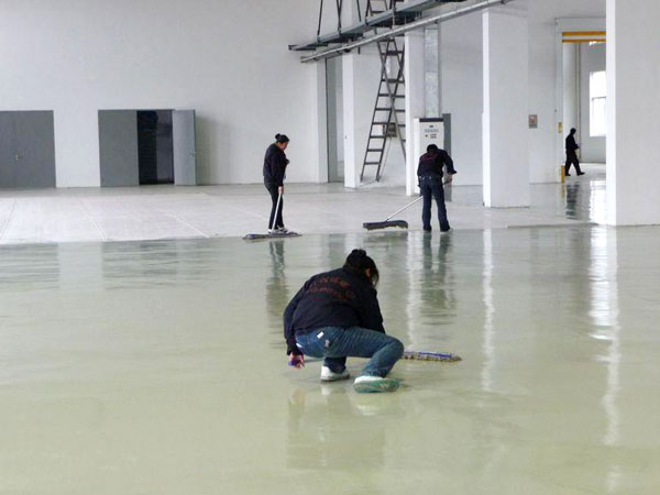 混凝土固化劑施工